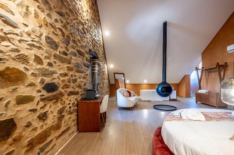 Cherry Sculpture Hotel - Oda