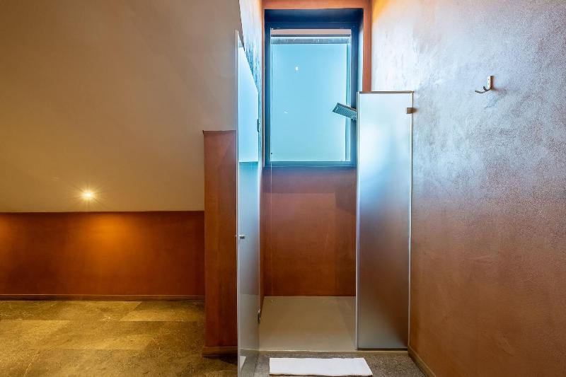 Cherry Sculpture Hotel - Oda