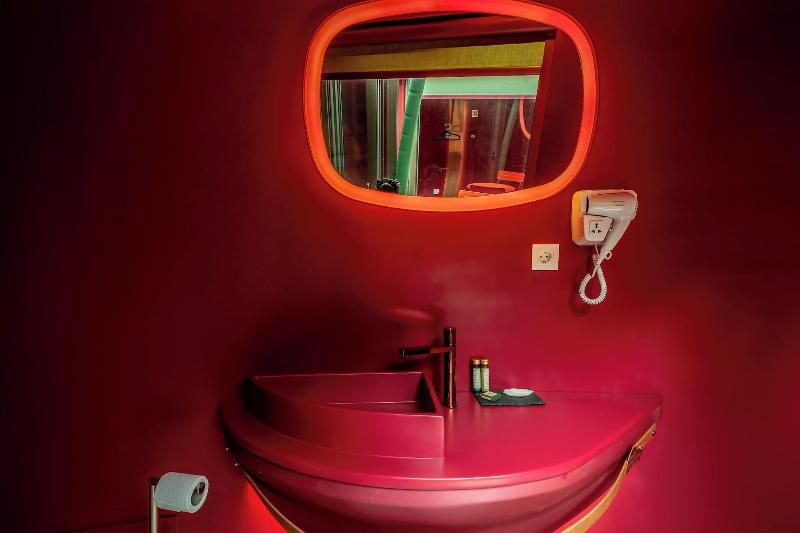 Cherry Sculpture Hotel - Oda