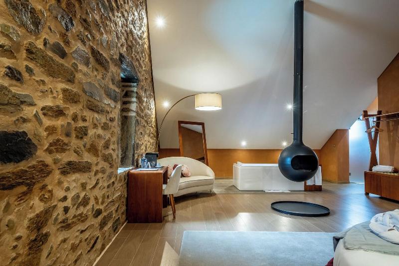 Cherry Sculpture Hotel - Oda