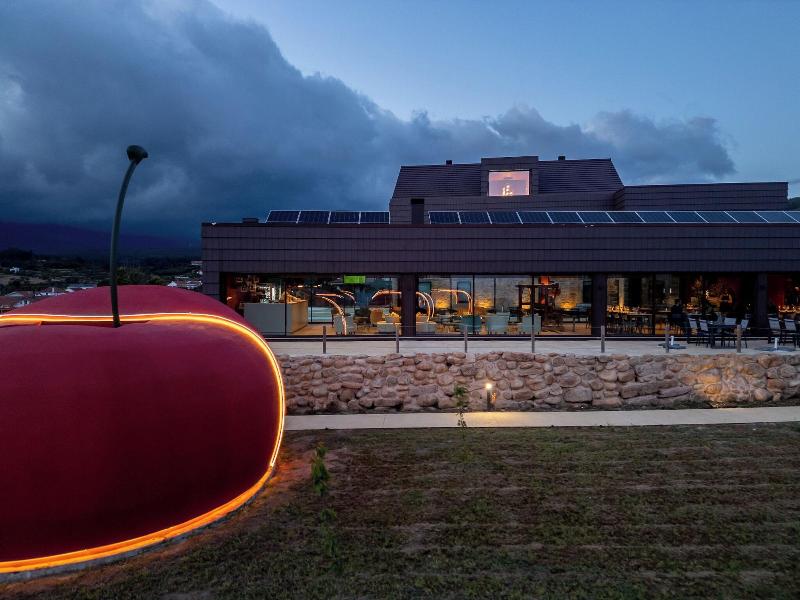 Cherry Sculpture Hotel - Restoran