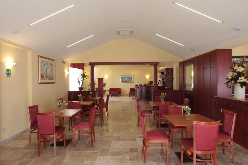 Hotel Relais Dei Normanni - Lobi