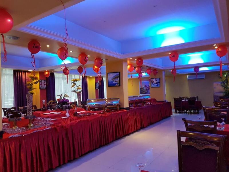 The Royal Garden Hotel - Restoran