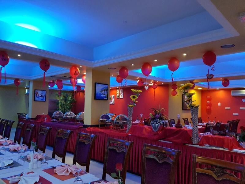 The Royal Garden Hotel - Restoran