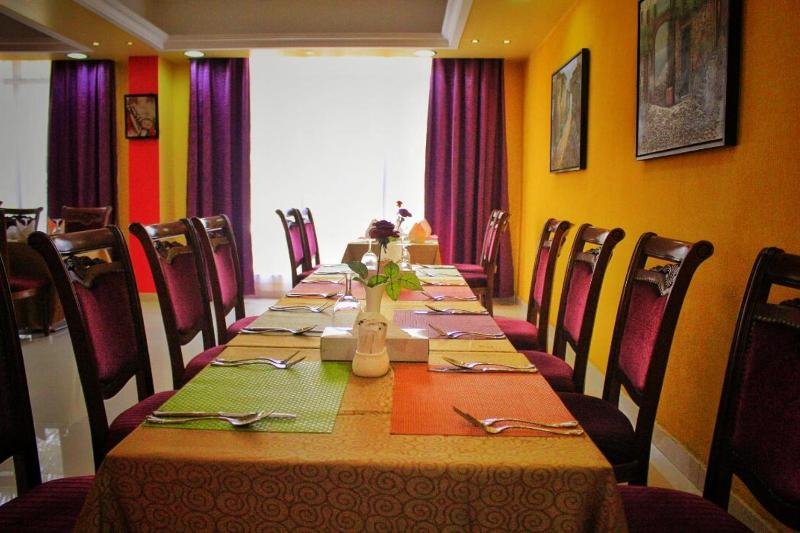 The Royal Garden Hotel - Restoran