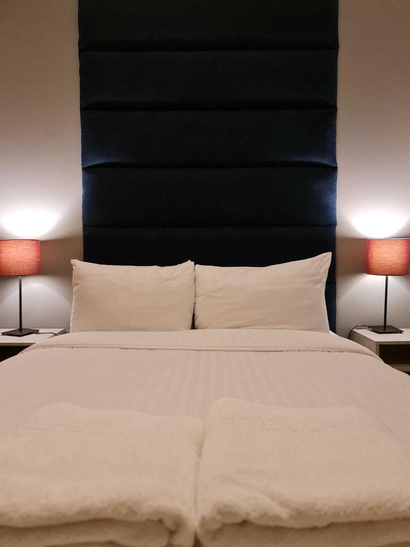 V City Aparthotels - Oda