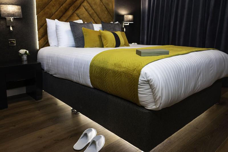 V City Aparthotels - Oda