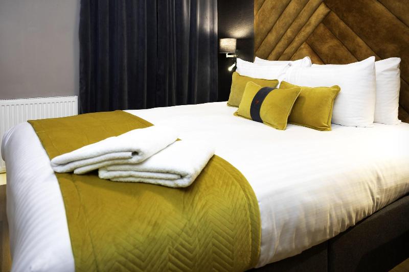 V City Aparthotels - Oda