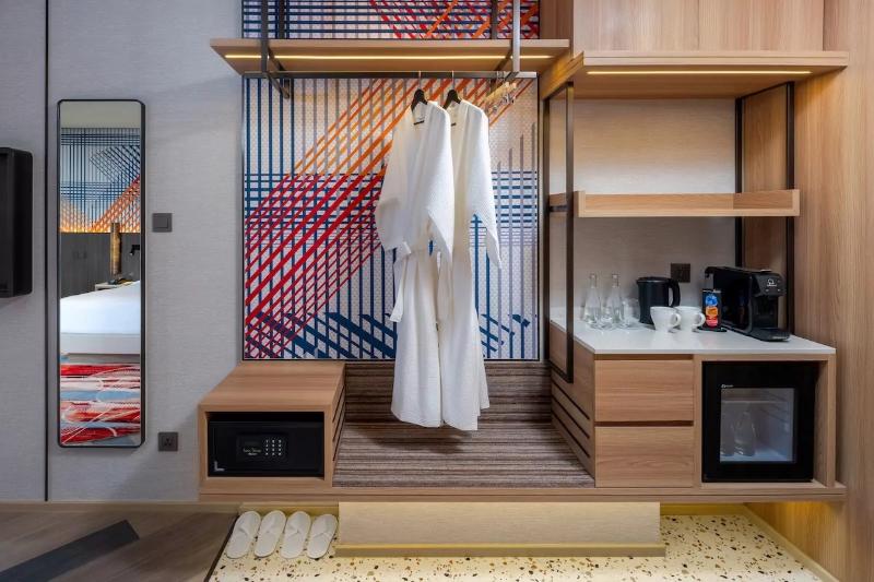 Mercure Bangkok Surawong - Oda
