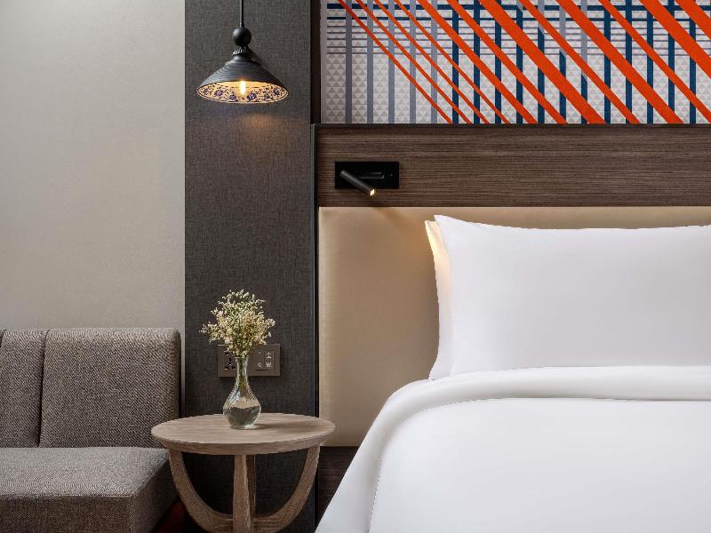 Mercure Bangkok Surawong - Oda