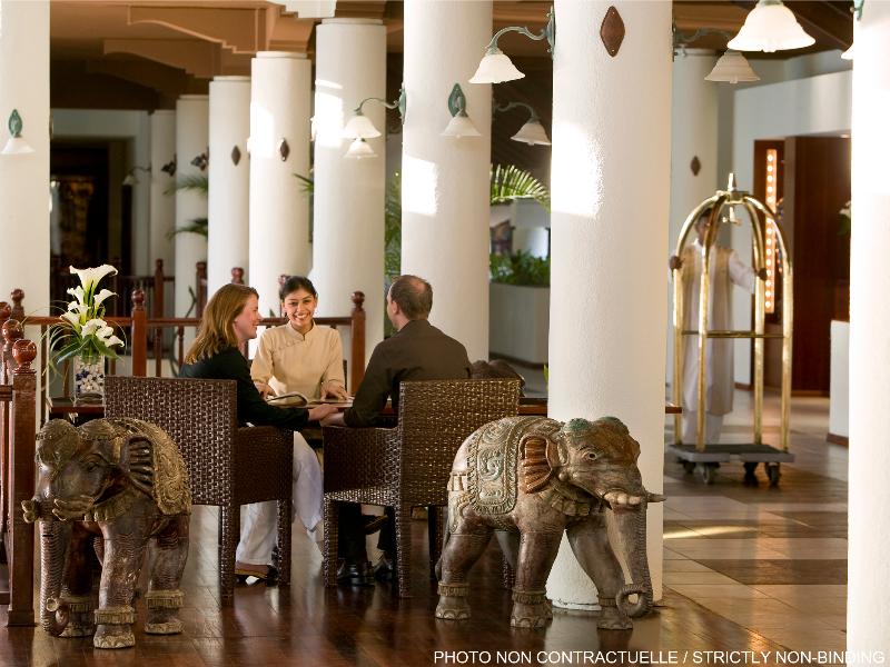 Sofitel Ras Al Khaimah Al Hamra Beach Resort - Lobi