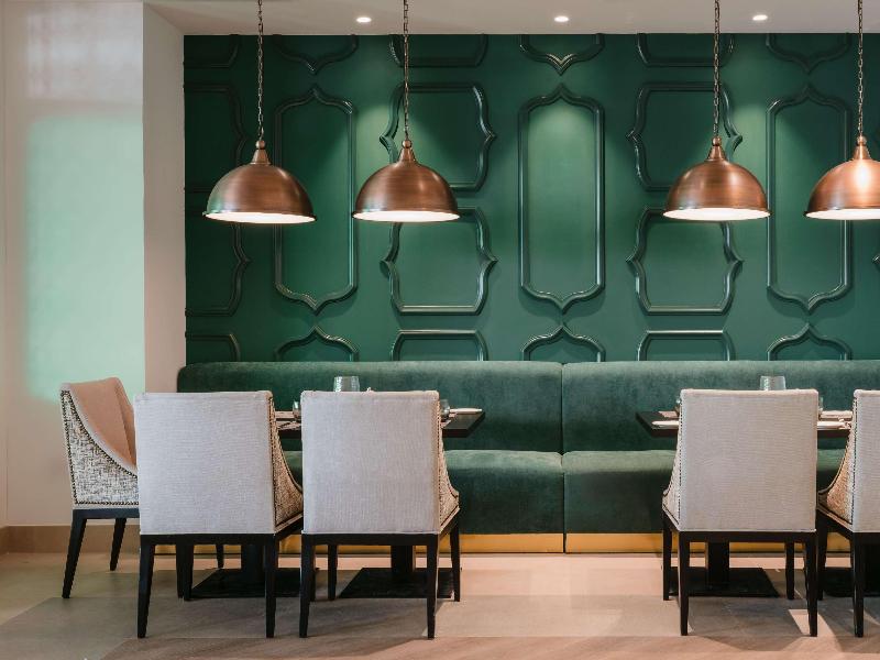Sofitel Ras Al Khaimah Al Hamra Beach Resort - Restoran