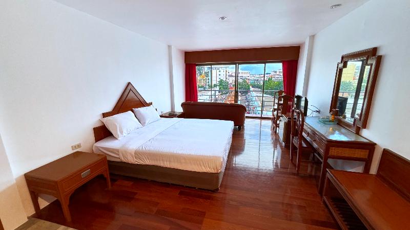 Highfive Hotel Pattaya - Oda