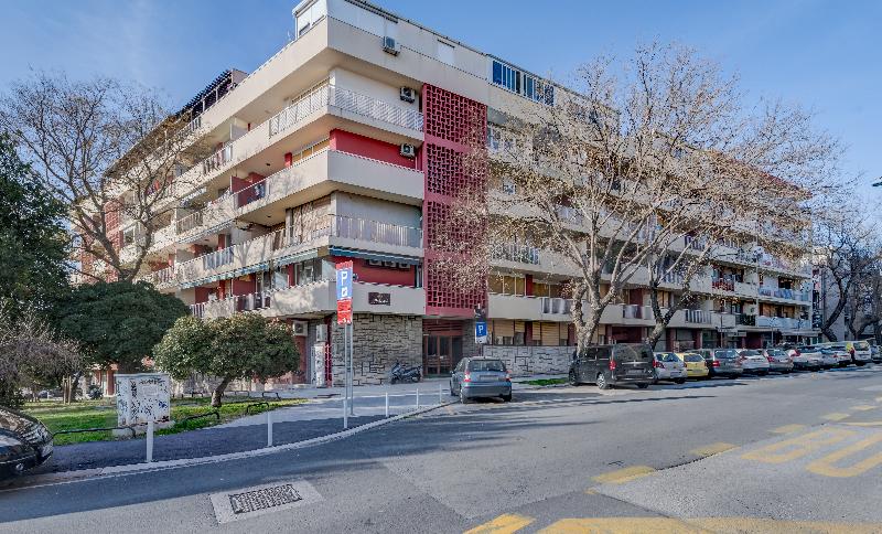 Lichia Amia Luxory Rooms - Genel