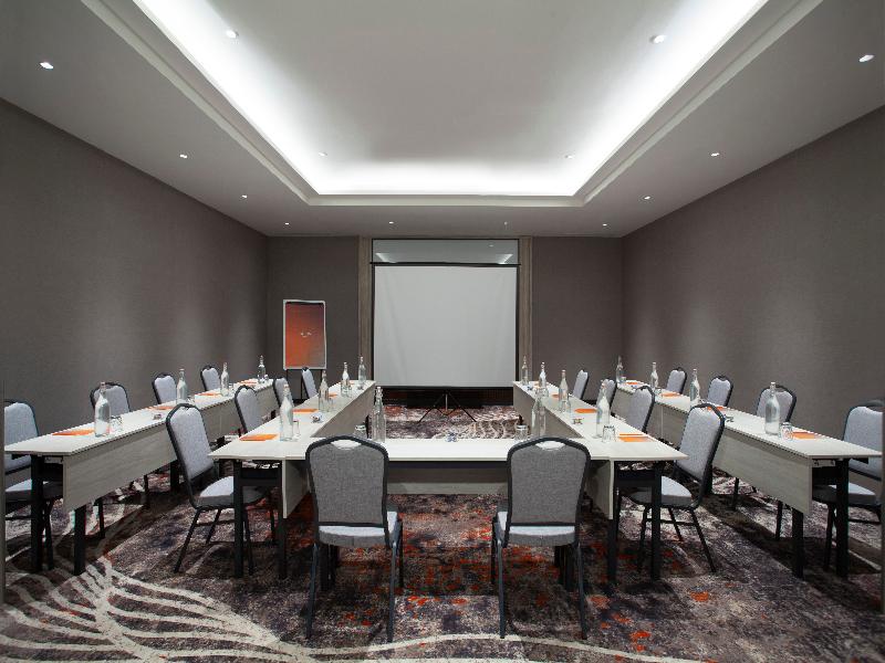 Harris Hotel & Convention Cibinong City Mall Bogor - Toplantı