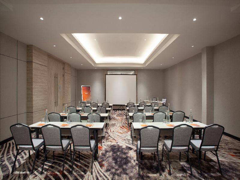 Harris Hotel & Convention Cibinong City Mall Bogor - Toplantı