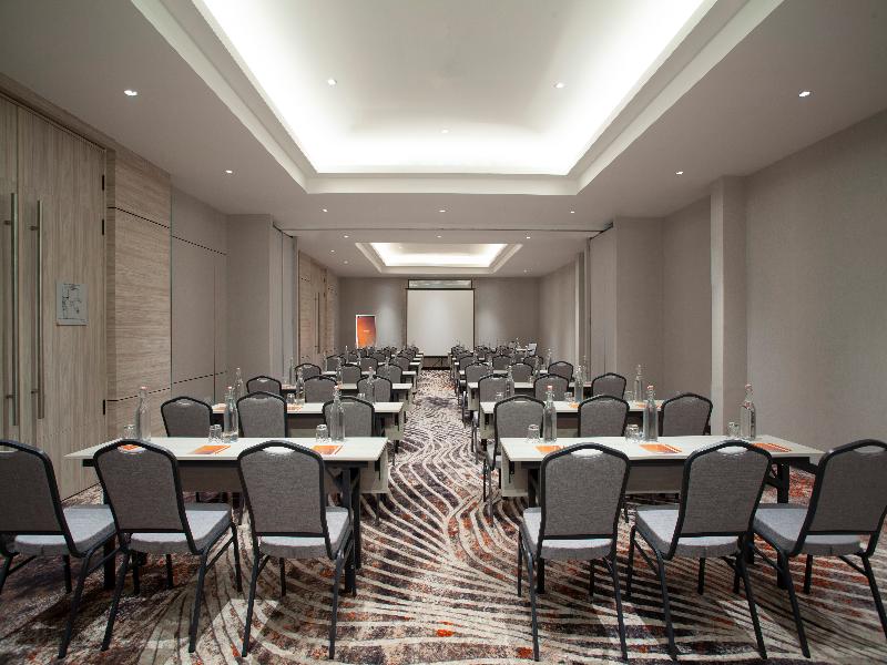 Harris Hotel & Convention Cibinong City Mall Bogor - Toplantı