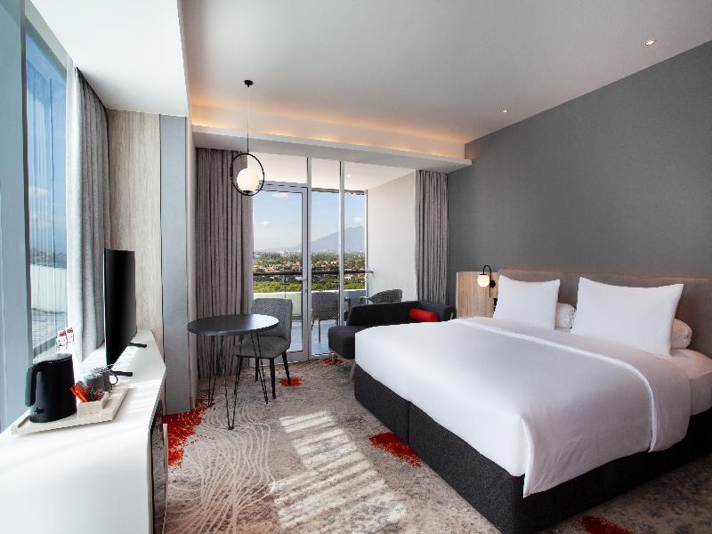 Harris Hotel & Convention Cibinong City Mall Bogor - Oda