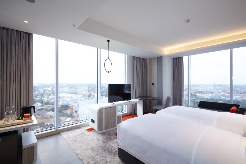 Harris Hotel & Convention Cibinong City Mall Bogor - Oda