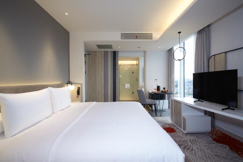 Harris Hotel & Convention Cibinong City Mall Bogor - Oda