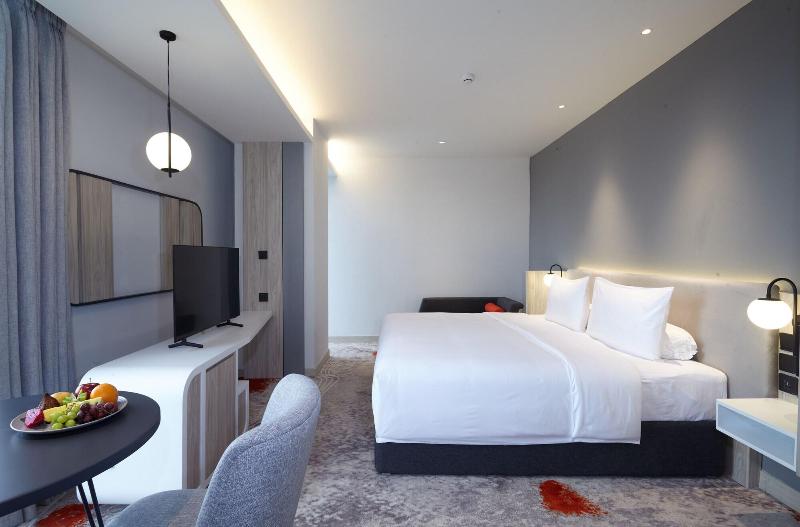 Harris Hotel & Convention Cibinong City Mall Bogor - Oda