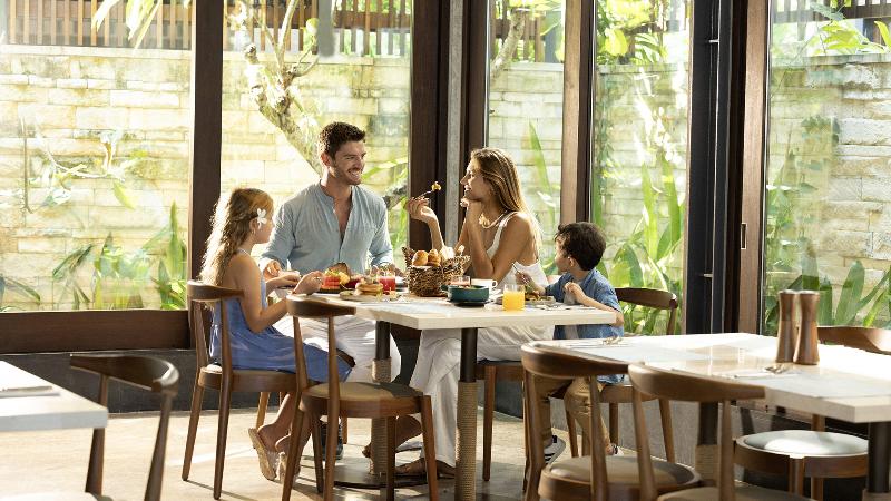 Holiday Inn Resort Bali Canggu - Restoran