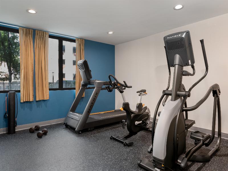 Holiday Inn Express & Suites Bronx - Zoo Area IHG - Aktivite