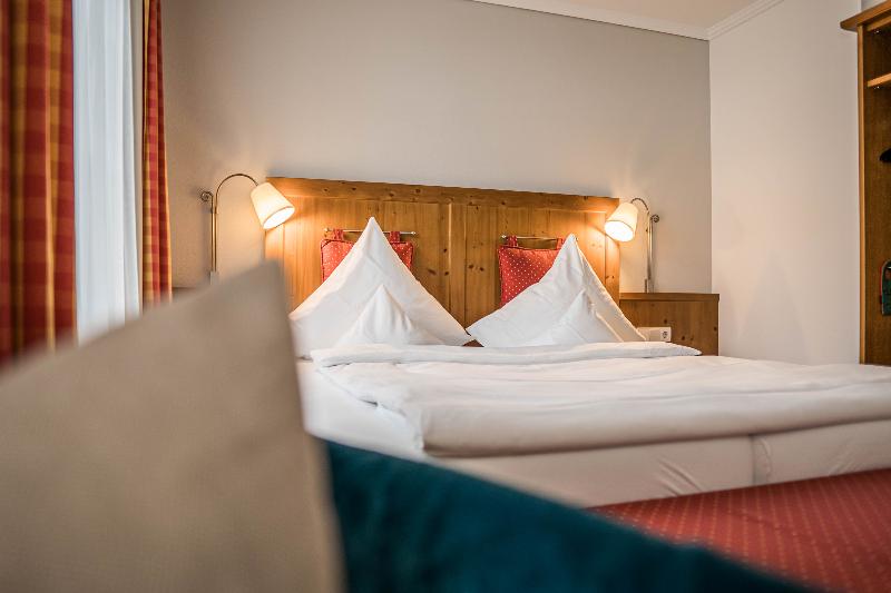 Klostermaier Hotel & Restaurant - Oda