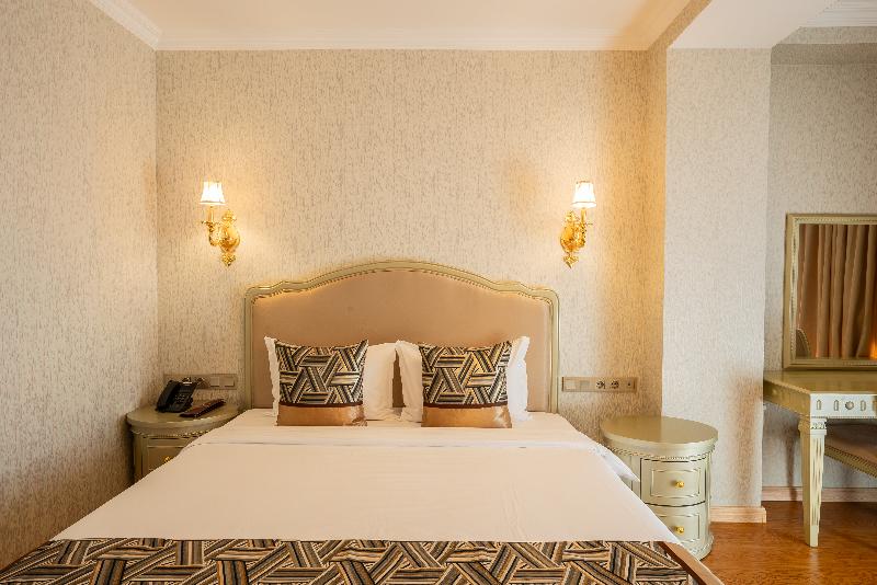 Panorama Lisi Grand Hotel - Oda