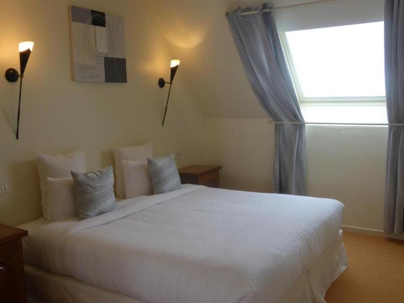 Logis Hostellerie Saint Louis - Oda