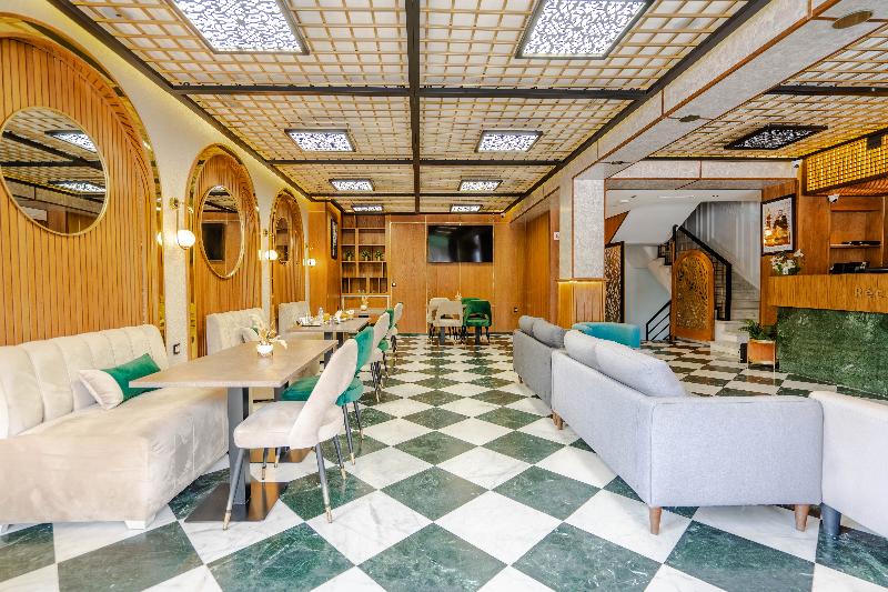 Razane Hotel - Lobi