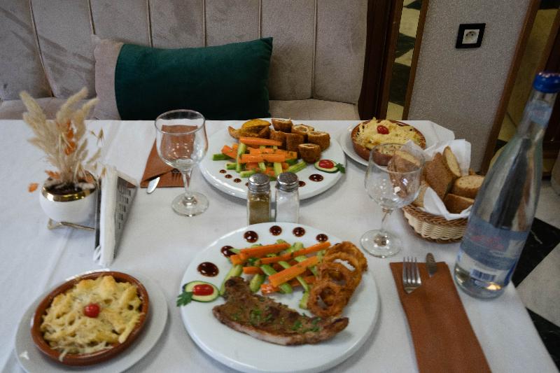 Razane Hotel - Restoran