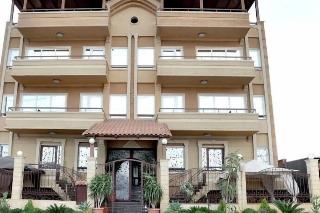 Cairo Plaza Guest House