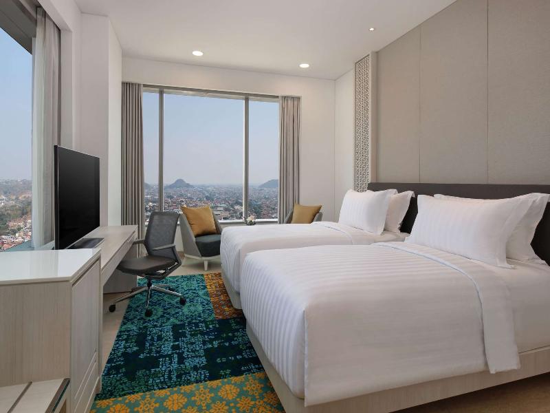 Grand Mercure Lampung - Oda