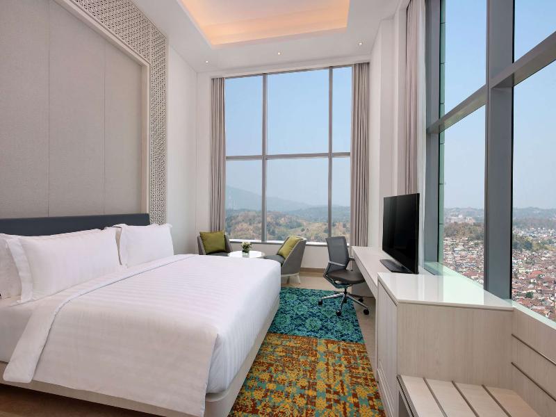 Grand Mercure Lampung - Oda