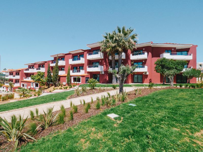 Topázio Vibe Beach Hotel & Apartments - Genel