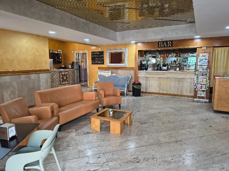 Hotel Colosseo Colleferro - Lobi