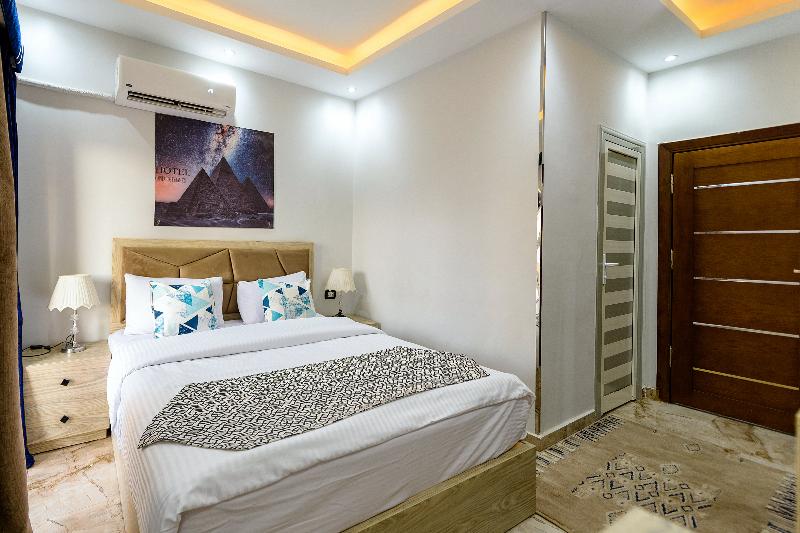 Capital Of Pyramids Hotel - Oda