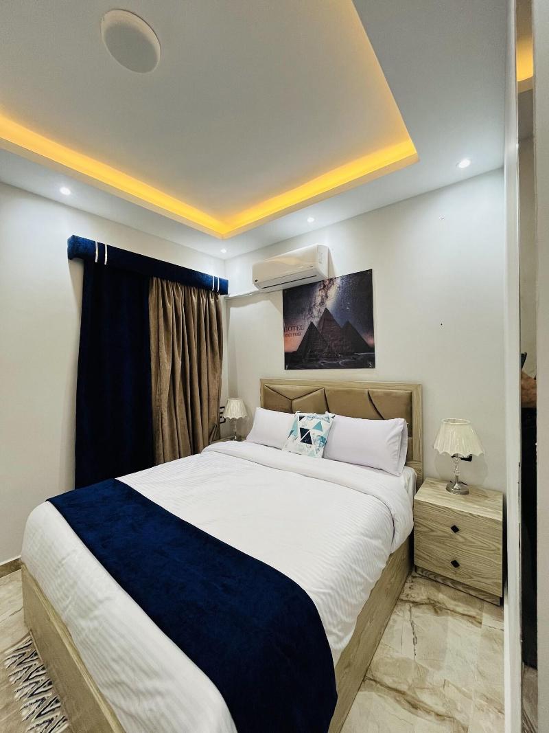 Capital Of Pyramids Hotel - Oda