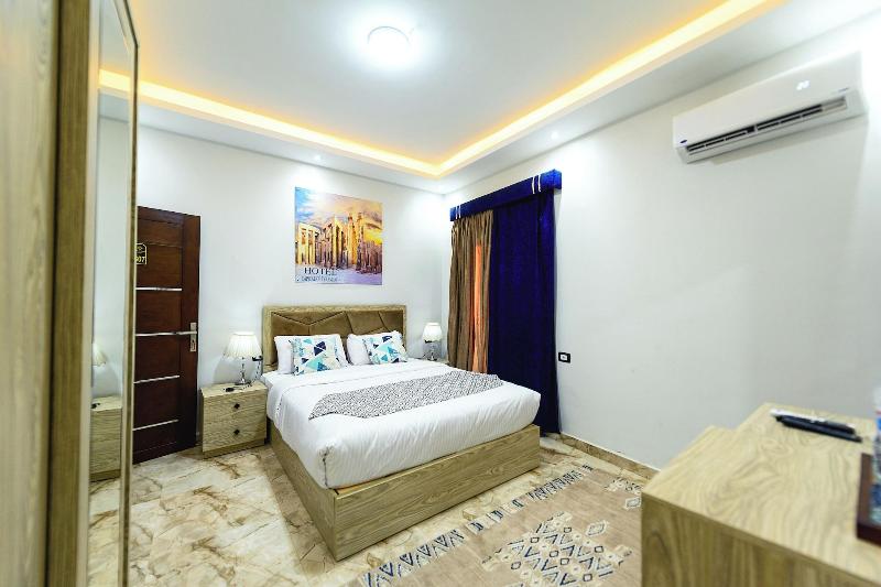 Capital Of Pyramids Hotel - Oda