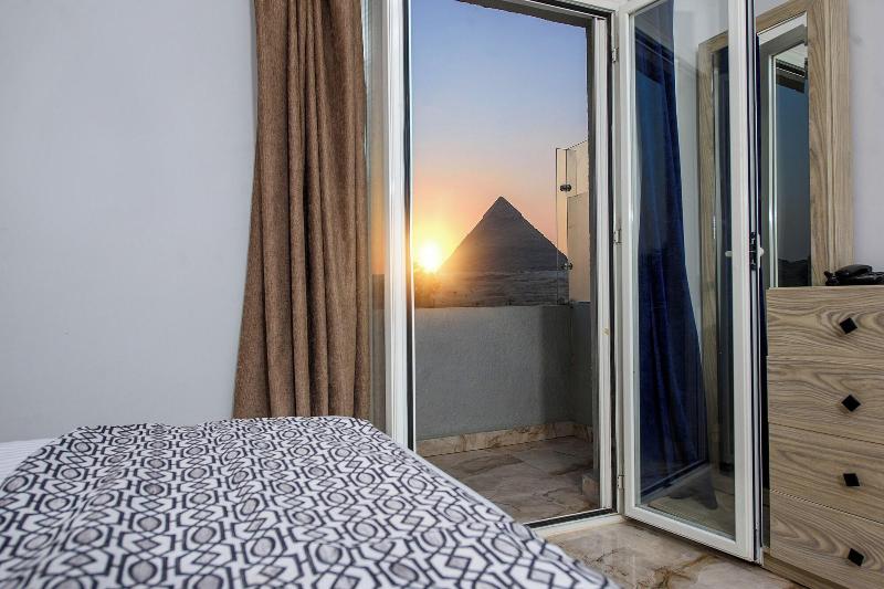 Capital Of Pyramids Hotel - Oda