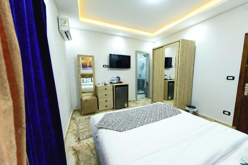 Capital Of Pyramids Hotel - Oda
