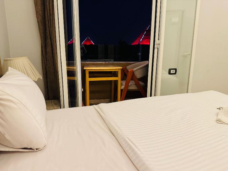 Capital Of Pyramids Hotel - Oda