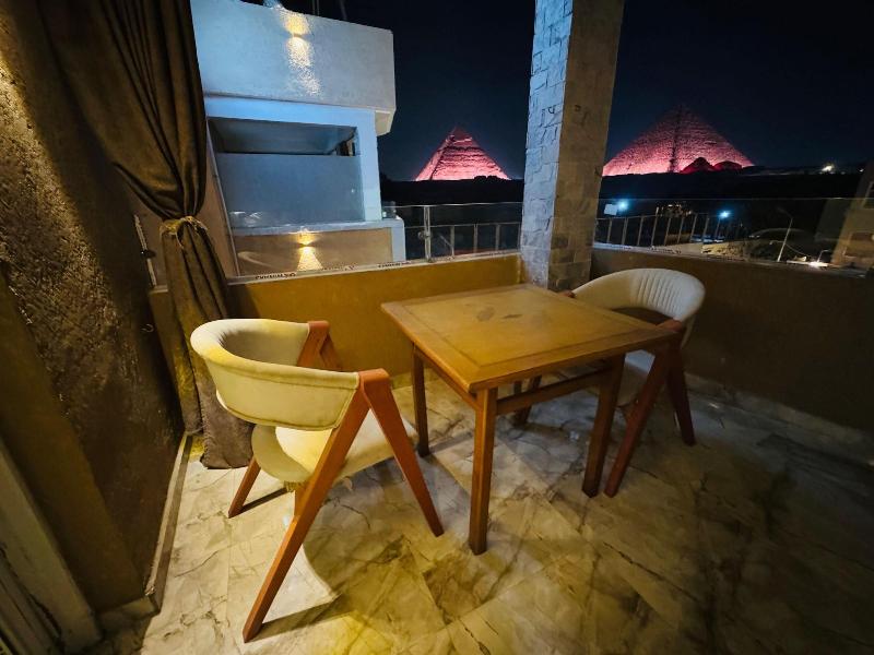 Capital Of Pyramids Hotel - Oda