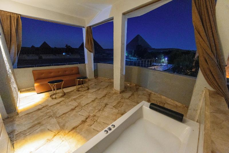 Capital Of Pyramids Hotel - Oda