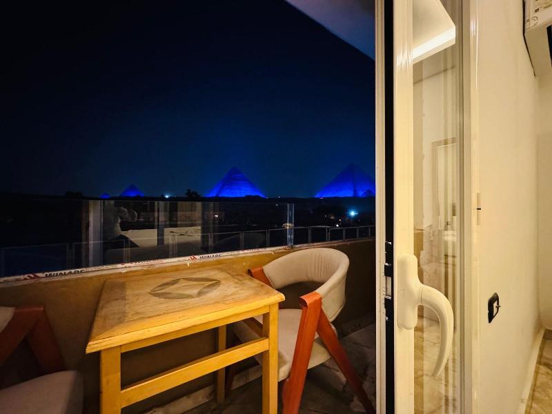 Capital Of Pyramids Hotel - Oda