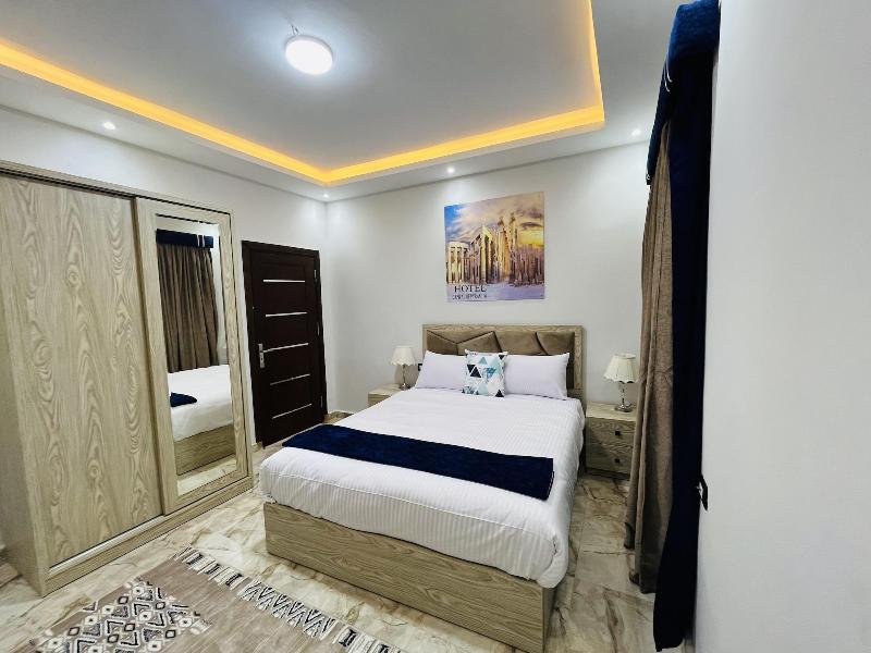 Capital Of Pyramids Hotel - Oda