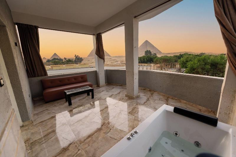 Capital Of Pyramids Hotel - Oda