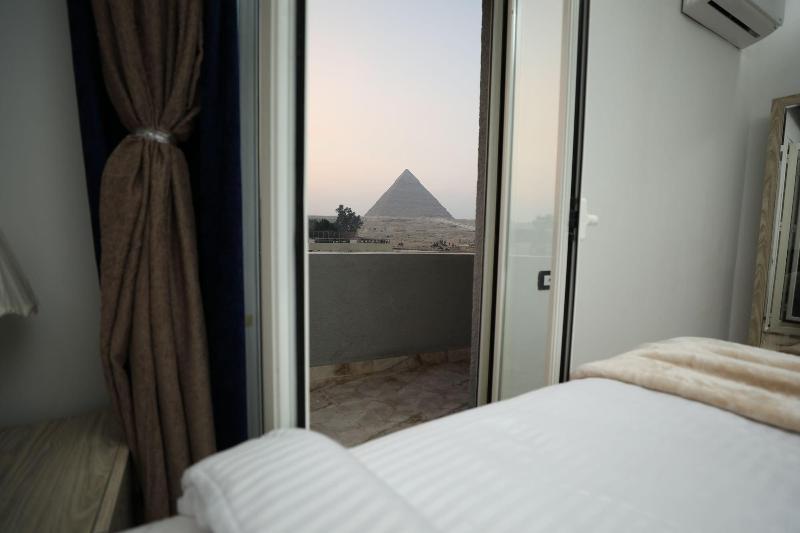 Capital Of Pyramids Hotel - Oda