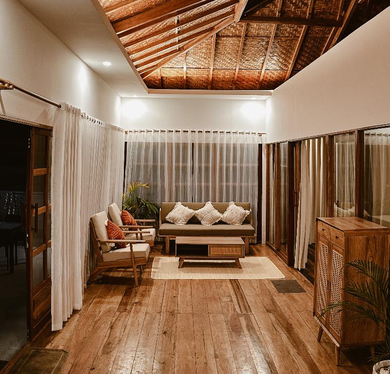Reconnect - Private Island Resort - Oda